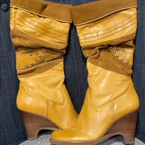 Women’s Mid Calf Boots